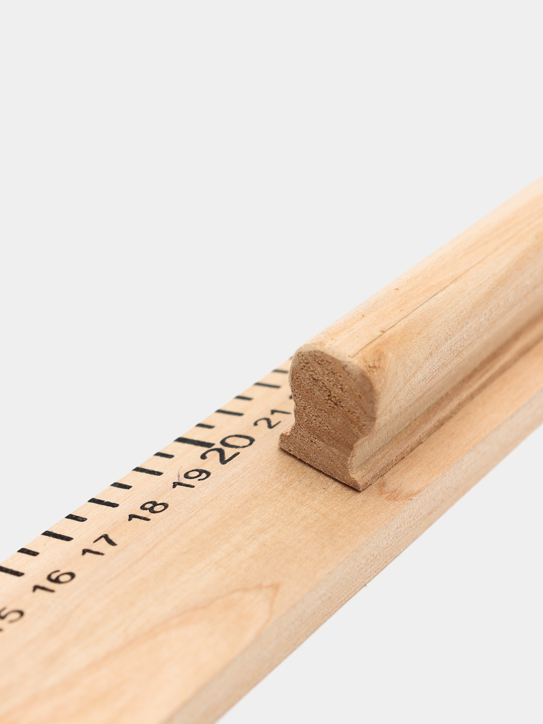 Линейка деревянная классная с держателем