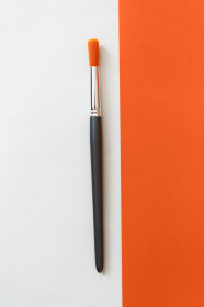 Синтетика круглая окрашеная ручка