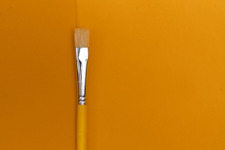 Щетина плоская окрашеная ручка