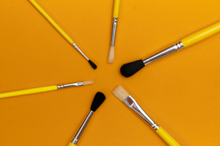 Щетина плоская окрашеная ручка