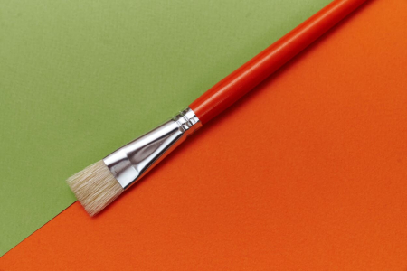 Щетина плоская окрашеная ручка