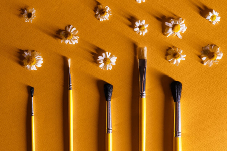 Щетина плоская окрашеная ручка