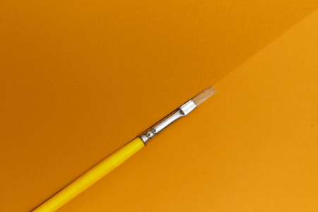 Щетина плоская окрашеная ручка