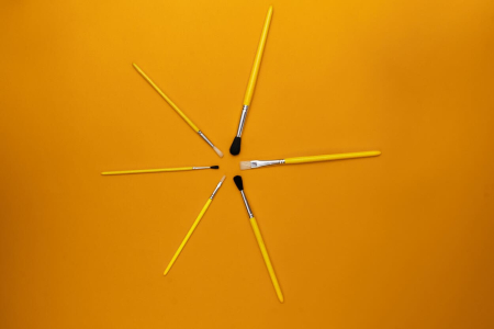 Щетина плоская окрашеная ручка