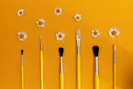 Щетина плоская окрашеная ручка